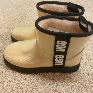 Ugg waterproof mini boots, women size 7